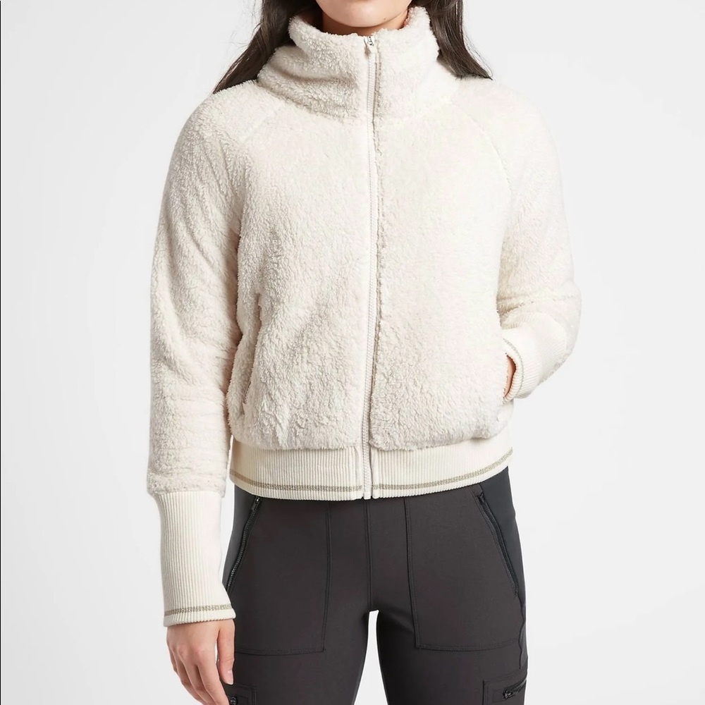Athleta Tugga Sherpa Jacket Natural